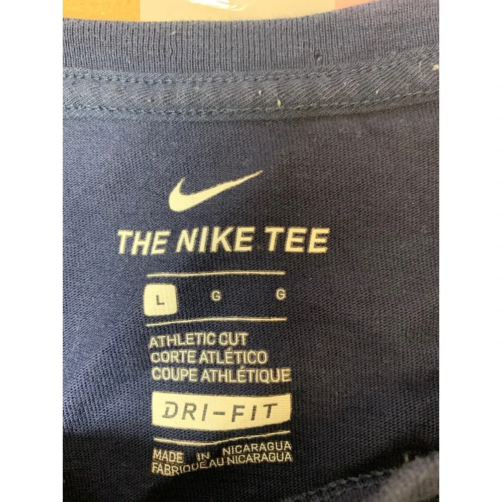 Nike‎ Dri-FIT Graphic T-Shirt Mens Large Navy Blue Excellent Camo Swoosh Logo